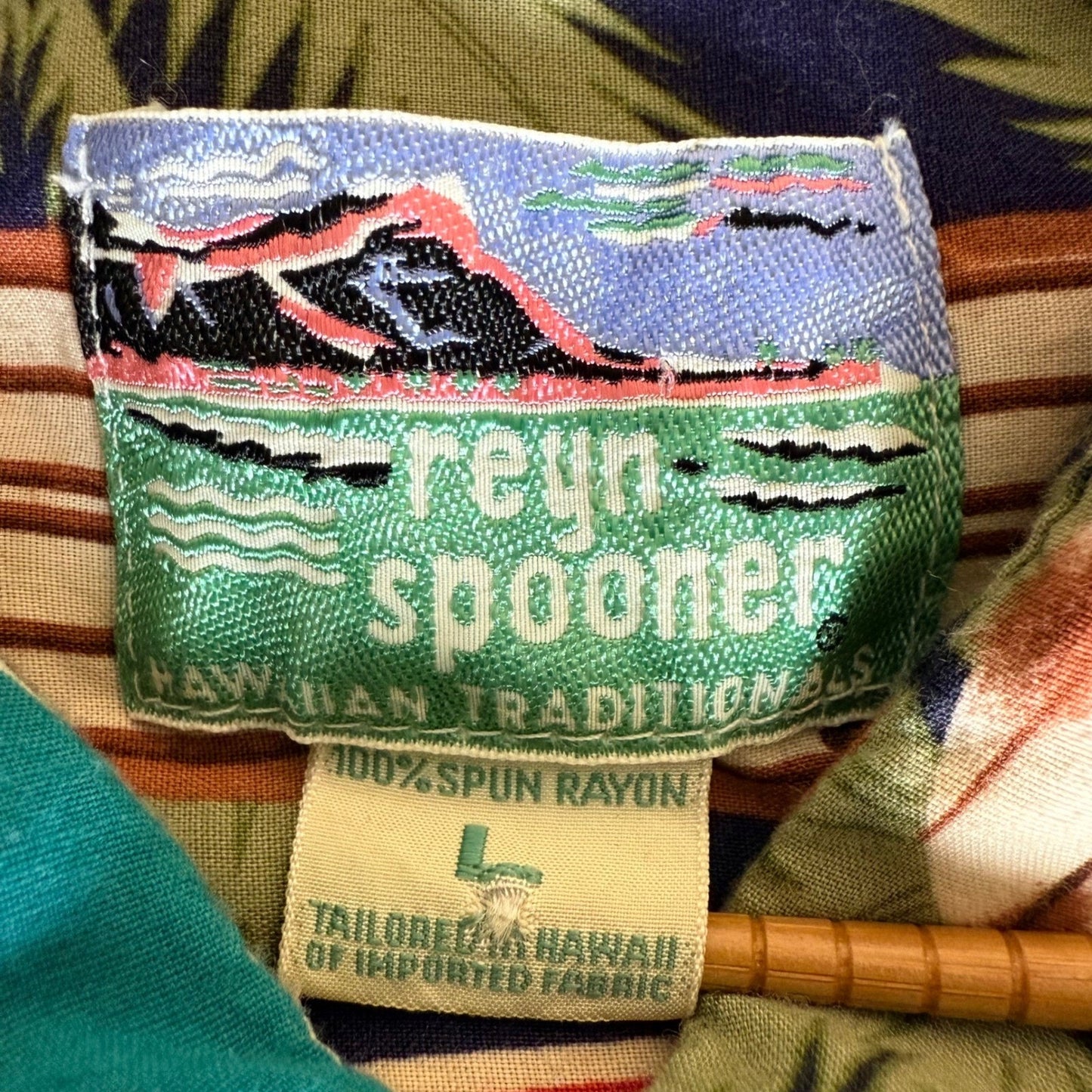 Reyn Spooner Hawaiian Shirt Mens Large Rayon Surfboard Palm Tree Aloha Beach