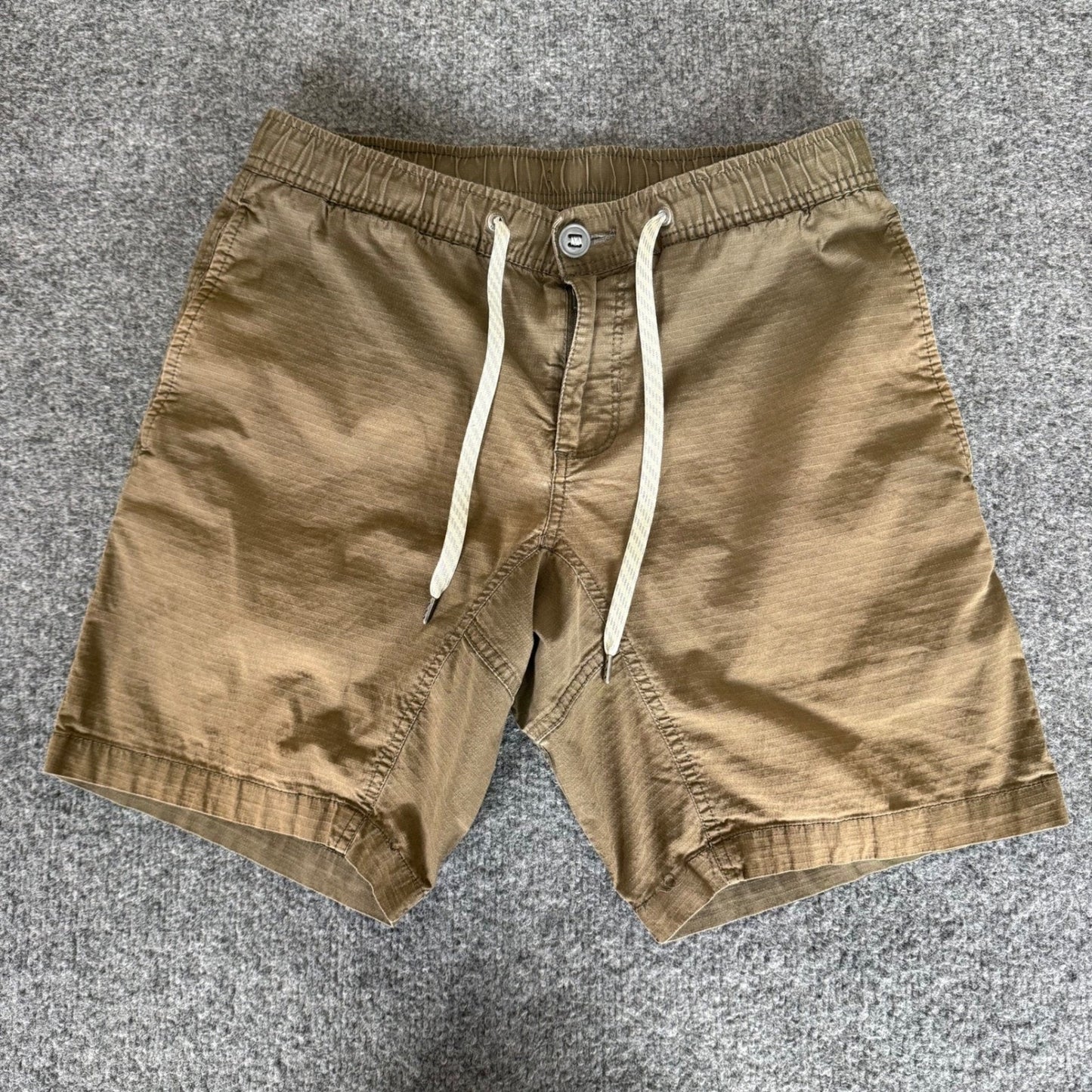 Vuori Ripstop Shorts Mens Small Tan V370 Durable Stretch Outdoor Hiking Casual