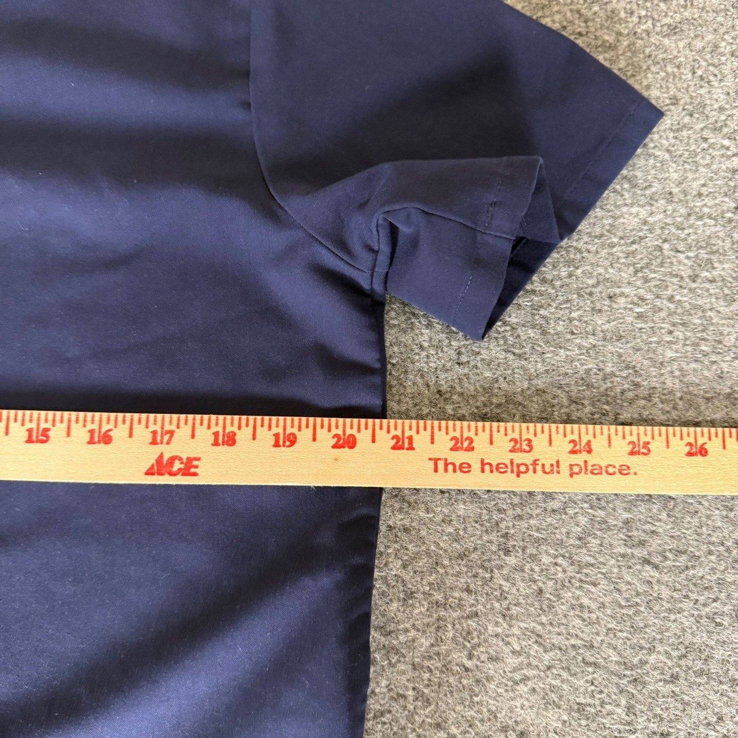 FIGS Mens Chisec Three Pocket Scrub Top Small Navy Blue Medical Nursing Uniform