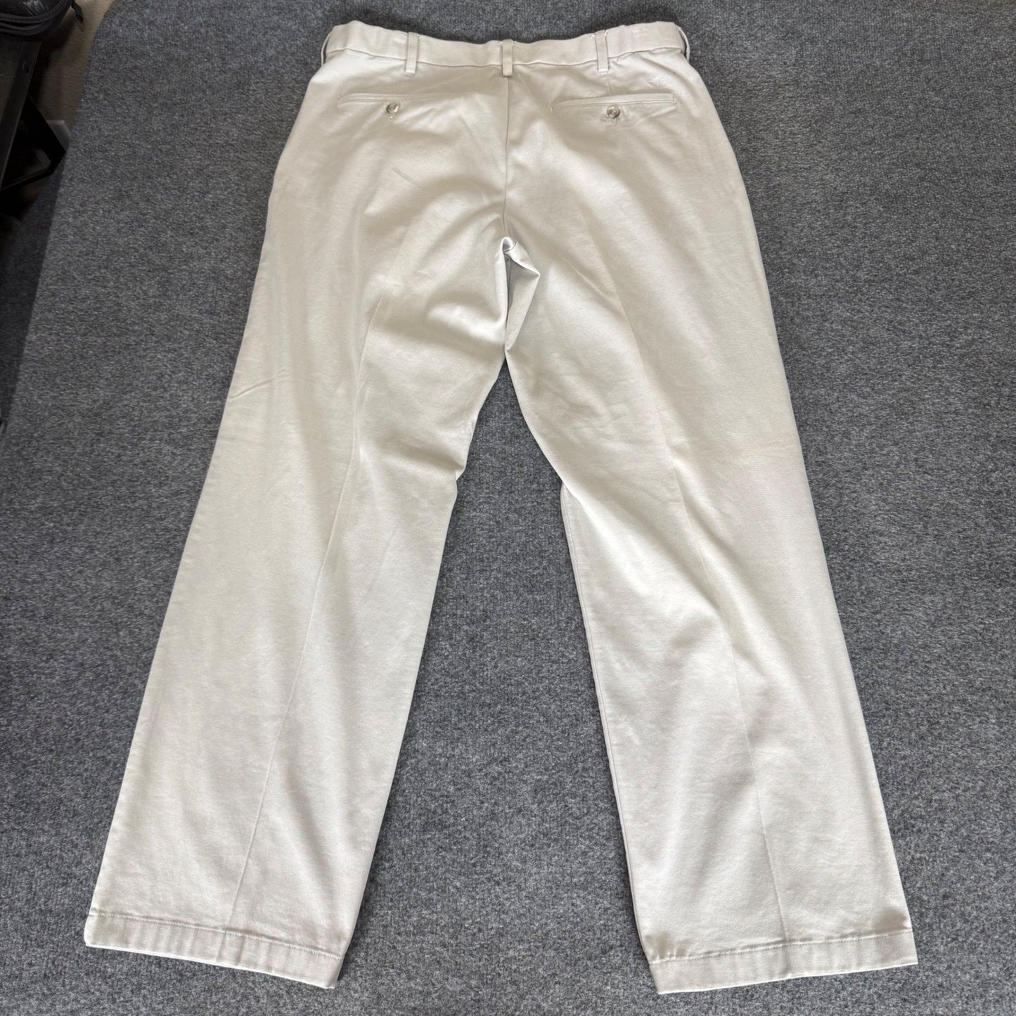 Dockers Relaxed Fit Chino Pants Mens 36x32 Beige Cotton Blend Stretch Khaki