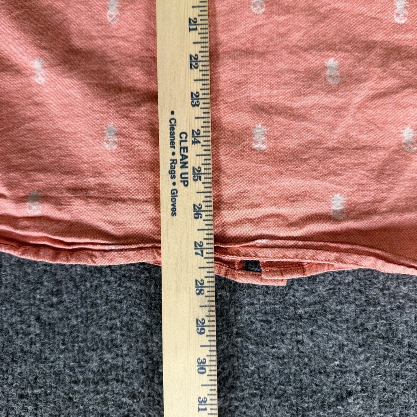 Vans Mens Large Classic Fit Pineapple Skull Print Button Down Shirt Salmon Pink