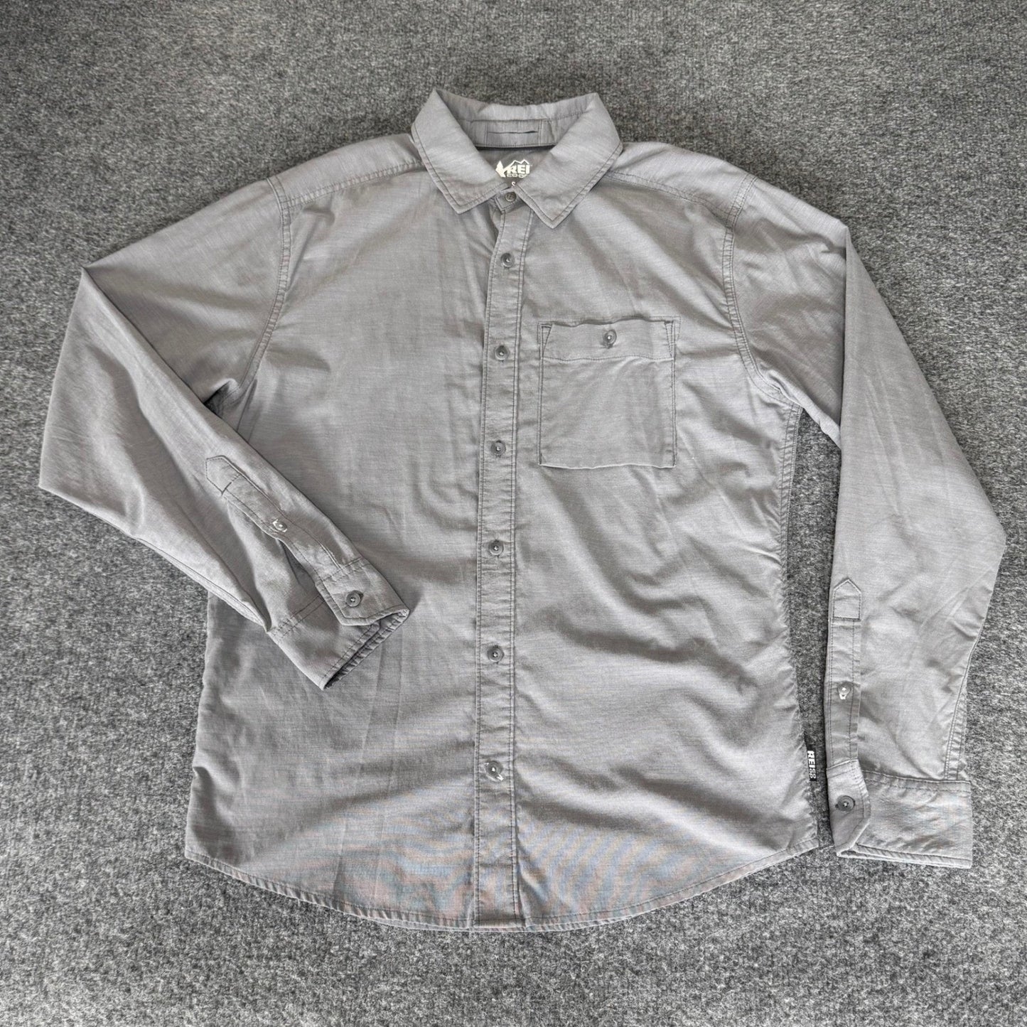 REI Co-op Mens Gray Long Sleeve Button Up Shirt Small Outdoor Hiking Casual