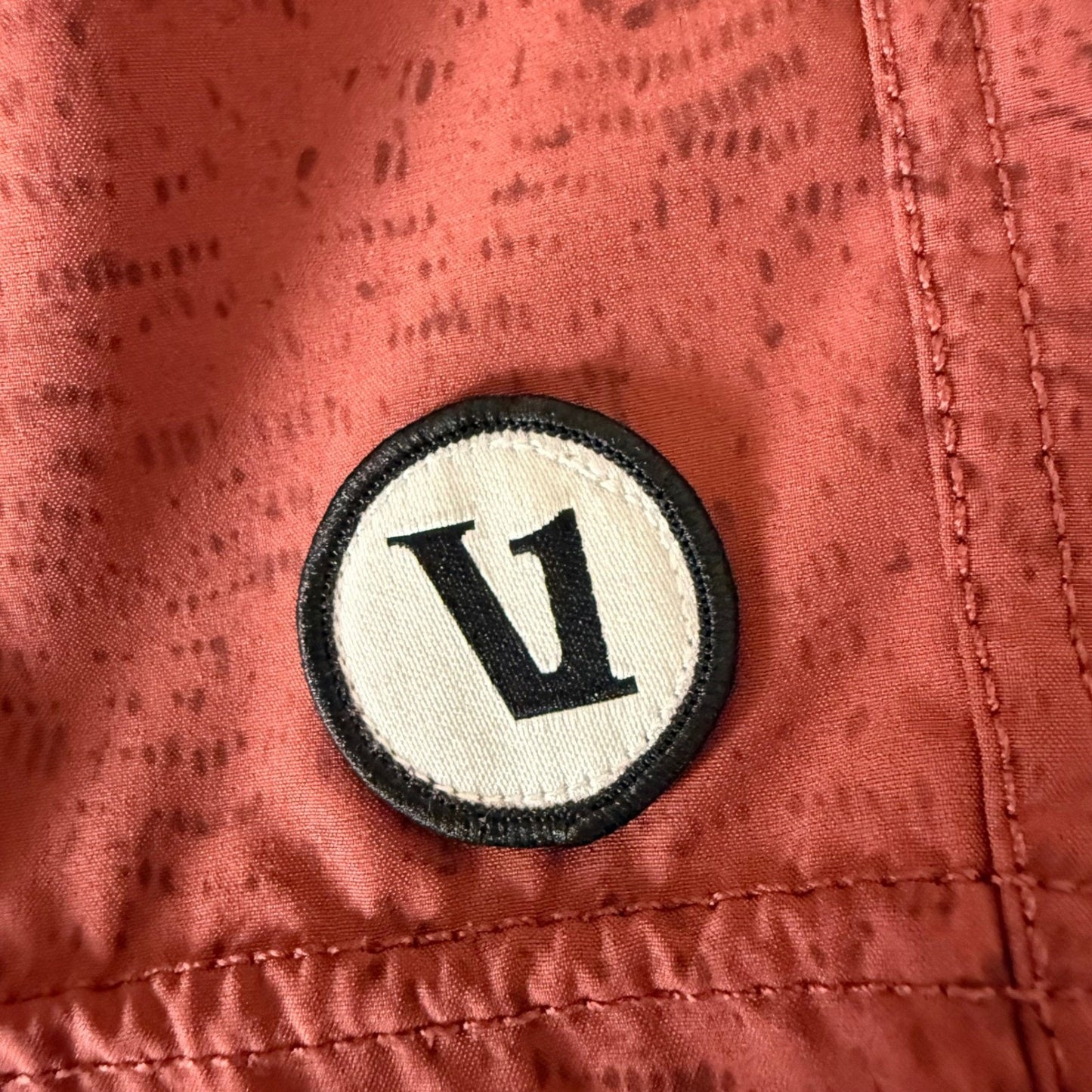 Vuori Kore Shorts Mens Size 30 Red Lined Athletic Gym Training Workout Running