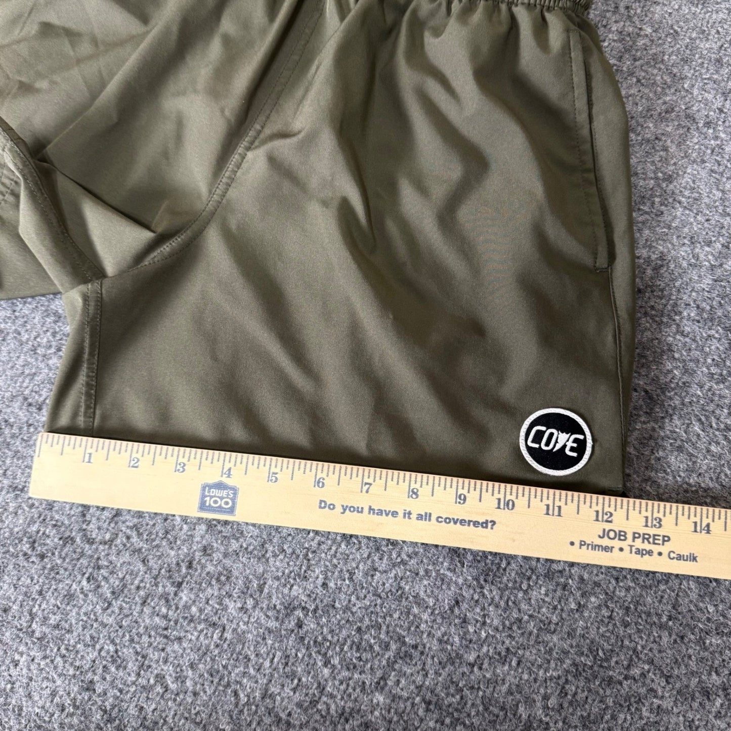 Cove USA Mens Performance Shorts Olive Green Size 30 Casual Outdoor Stretch