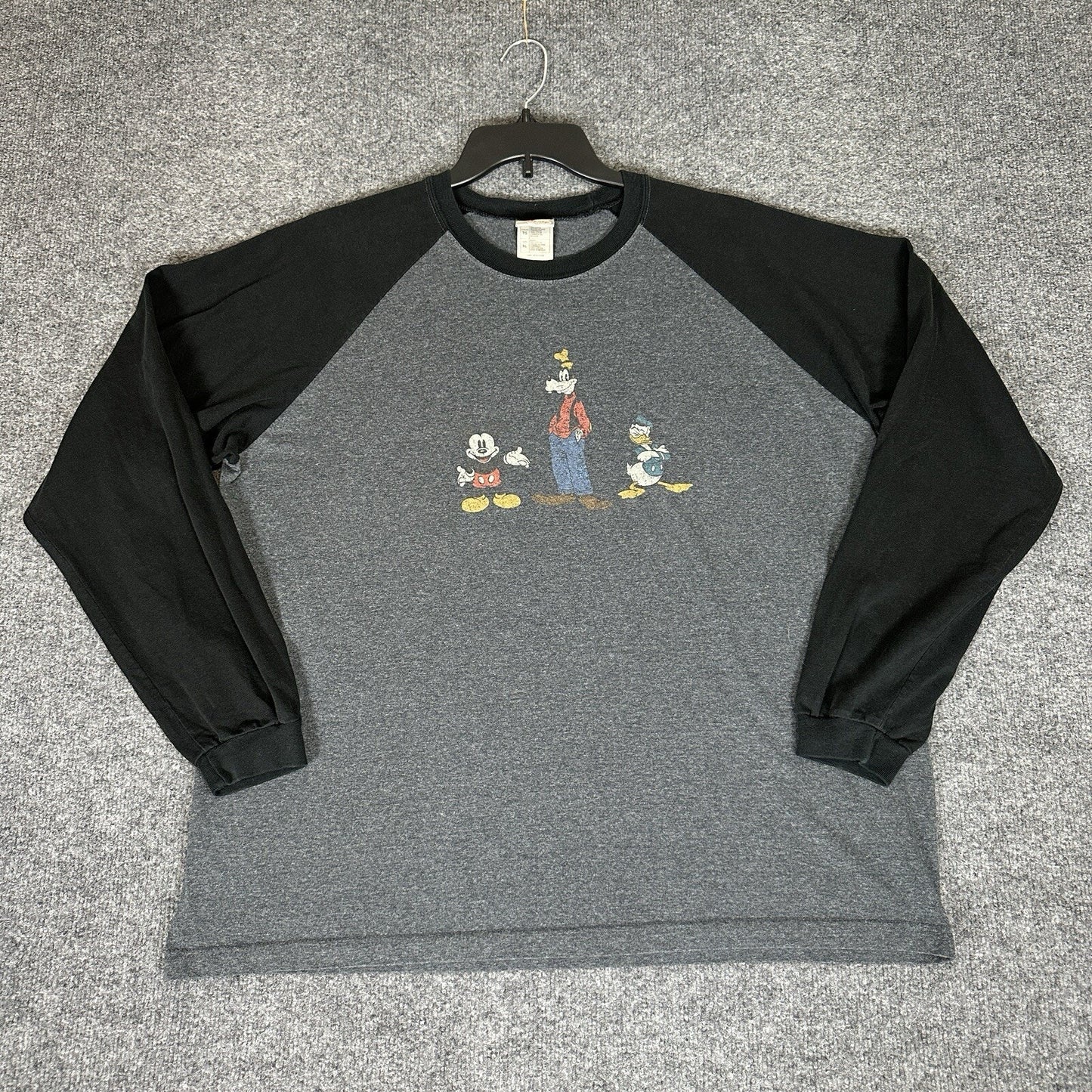 Disney Store T-Shirt Mens XL Gray Black Donald Duck Mickey Goofy Long Sleeve VTG