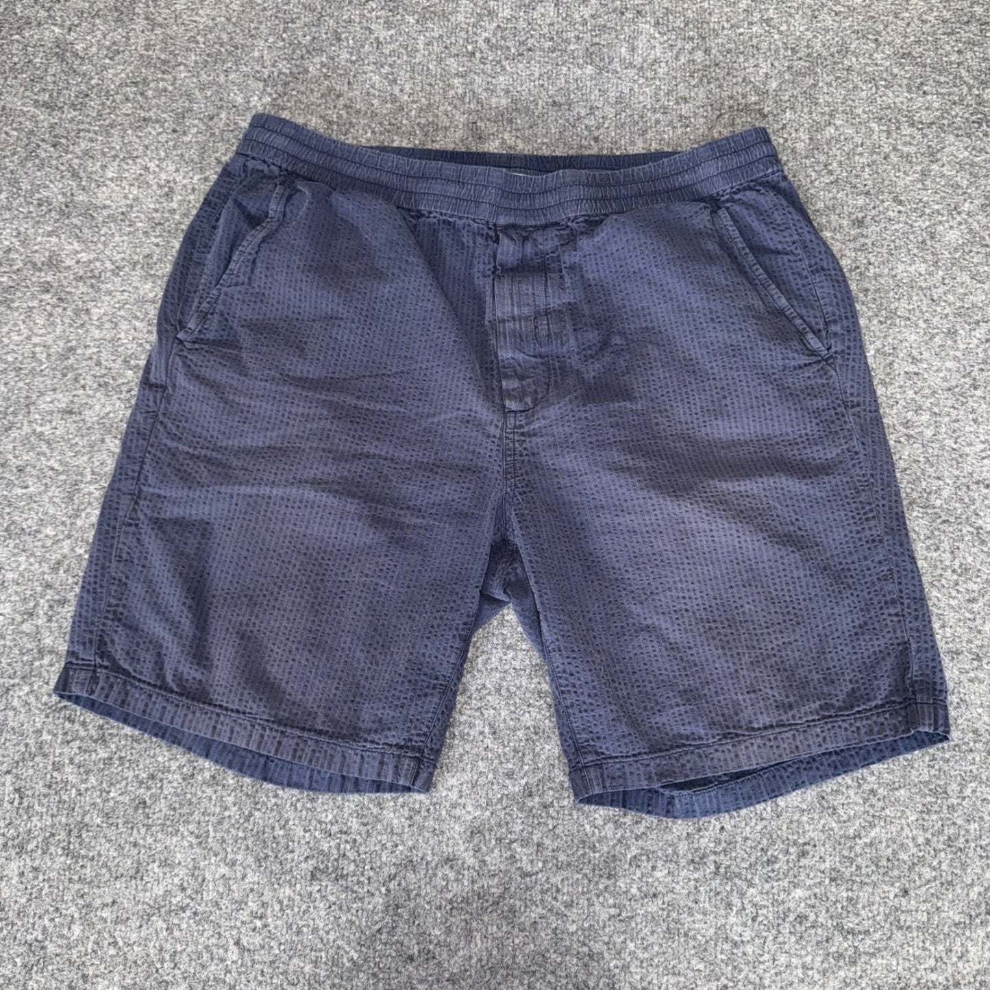 Outerknown Mens Large Navy Blue Seersucker Shorts Sustainable Casual Surf Summer
