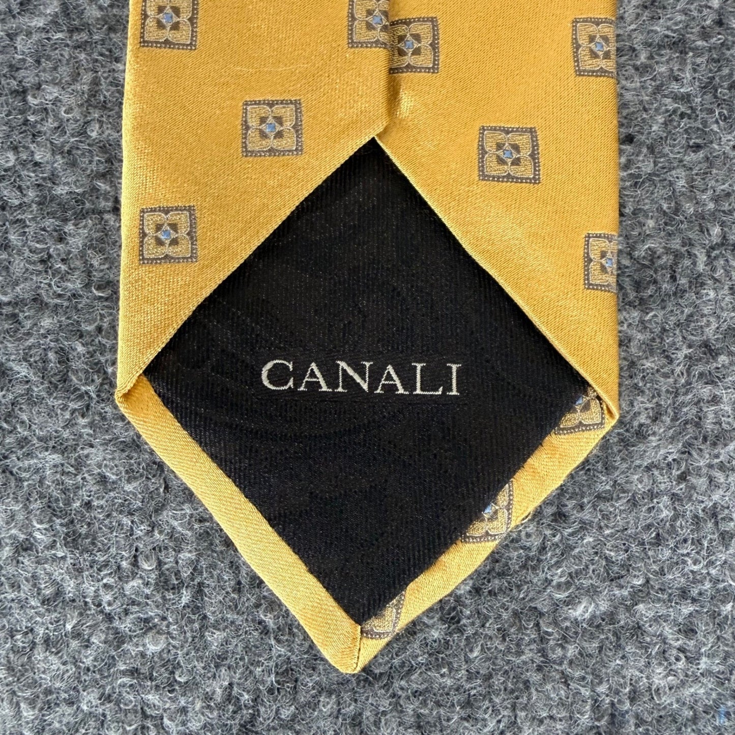 Canali Mens Silk Tie Yellow Geometric Medallion Made in Italy Formal Necktie