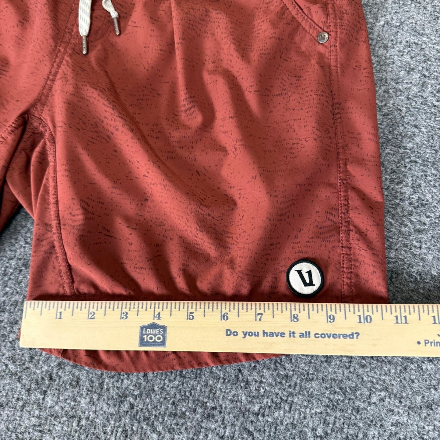 Vuori Kore Shorts Mens Size 30 Red Lined Athletic Gym Training Workout Running