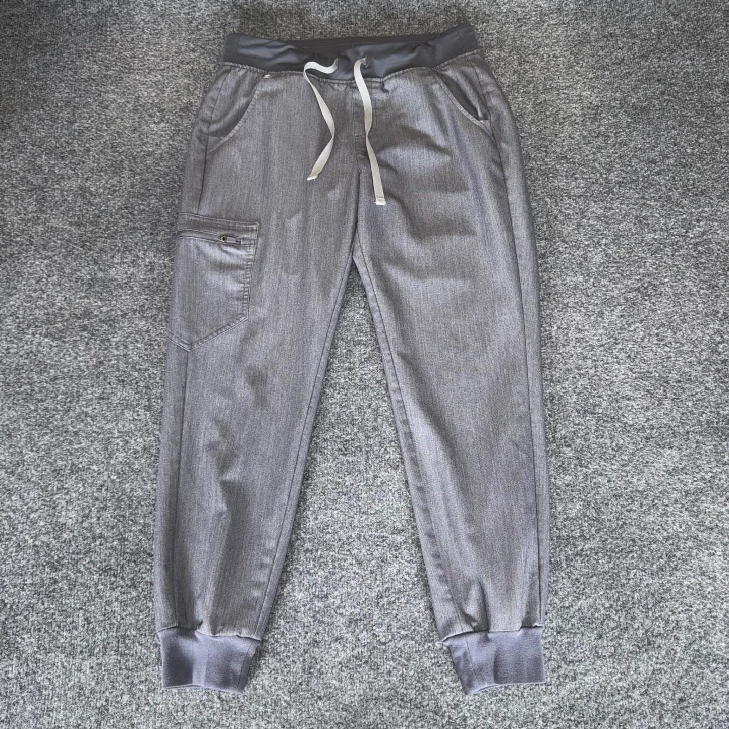 FIGS Zamora Jogger Scrub Pants Womens Small Petite 30x26 Gray Medical Nursing
