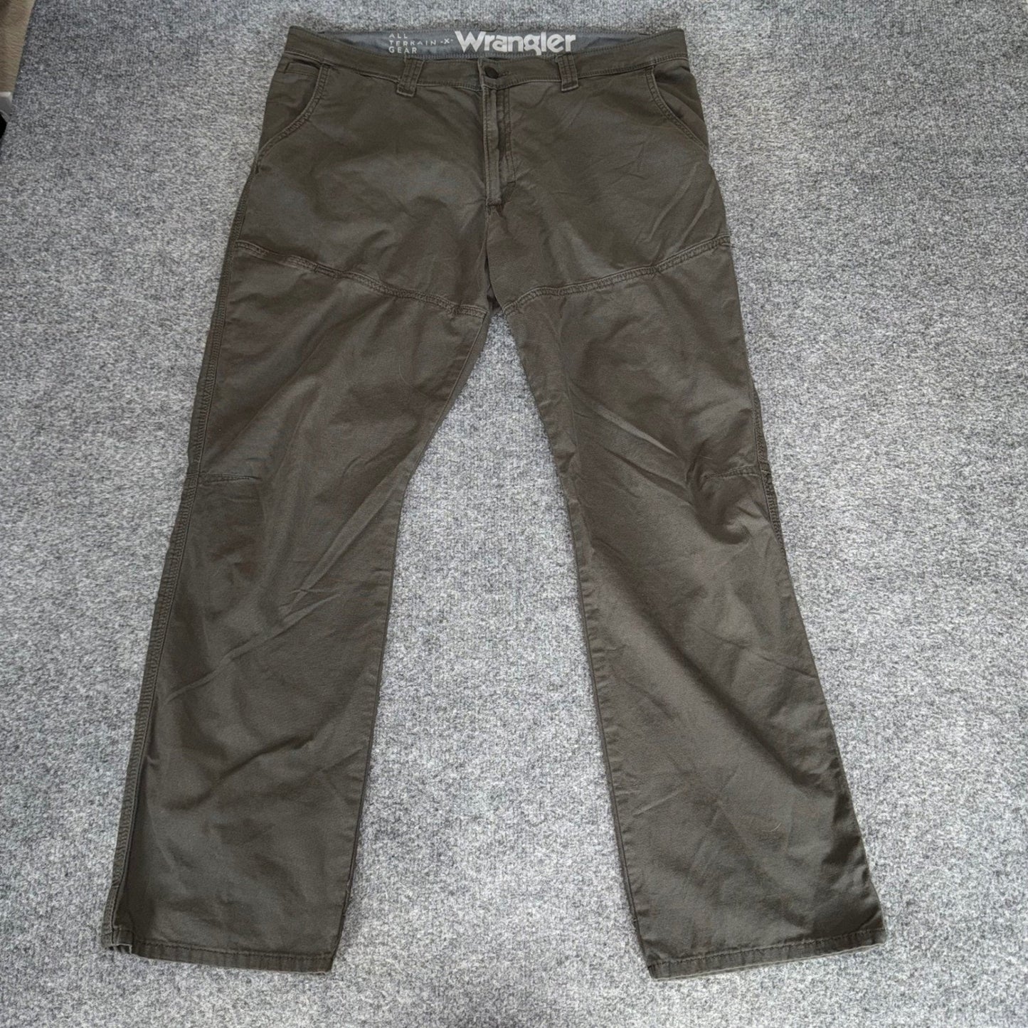 Wrangler ATG All Terrain Gear Mens 38x32 (Fits 38x30) Olive Outdoor Pants Hiking