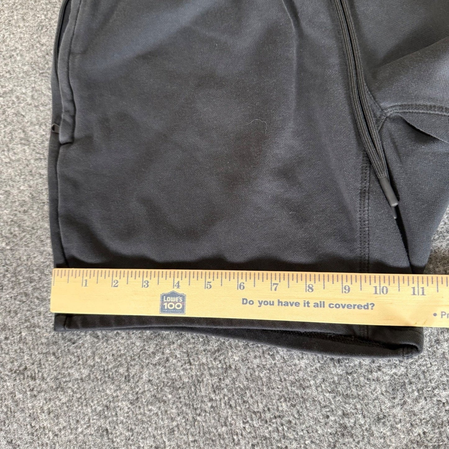 Fabletics Terry Sweat Short Mens Medium 28x6.5 Black Athletic Gym Workout Casual