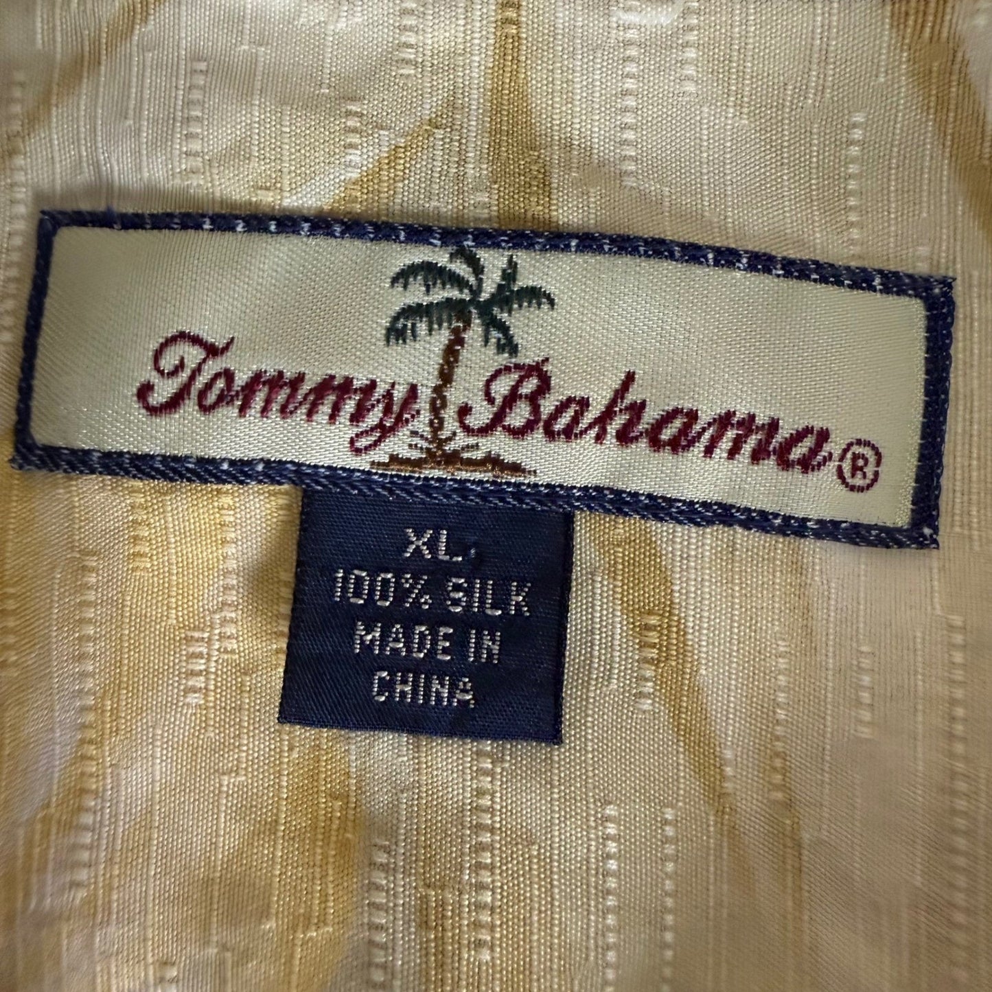 Tommy Bahama Mens XL Silk Tropical Floral Button Up Camp Shirt Hawaiian Aloha