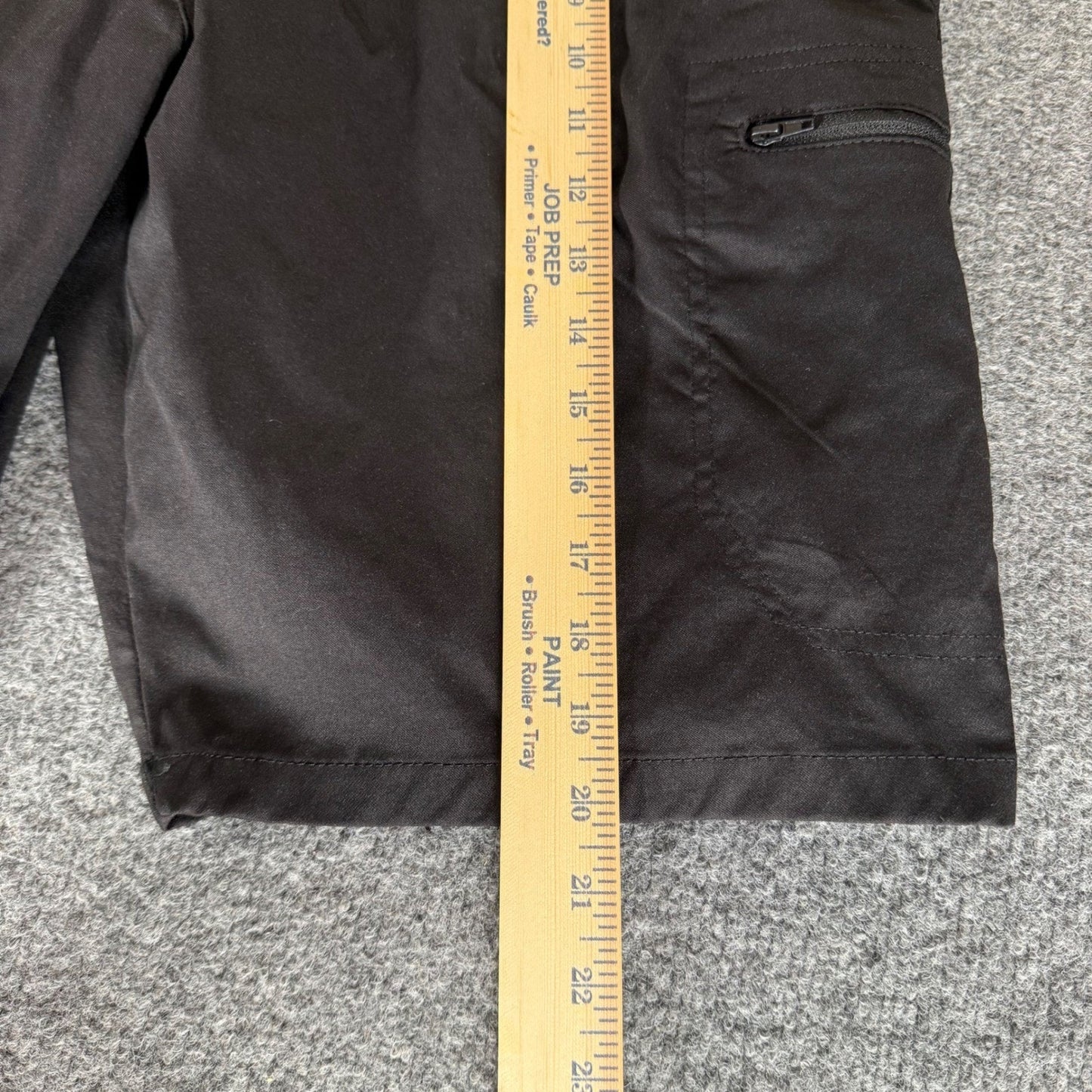 Wrangler Authentics Cargo Shorts Mens 36 Black Outdoor Hiking Workwear Utility