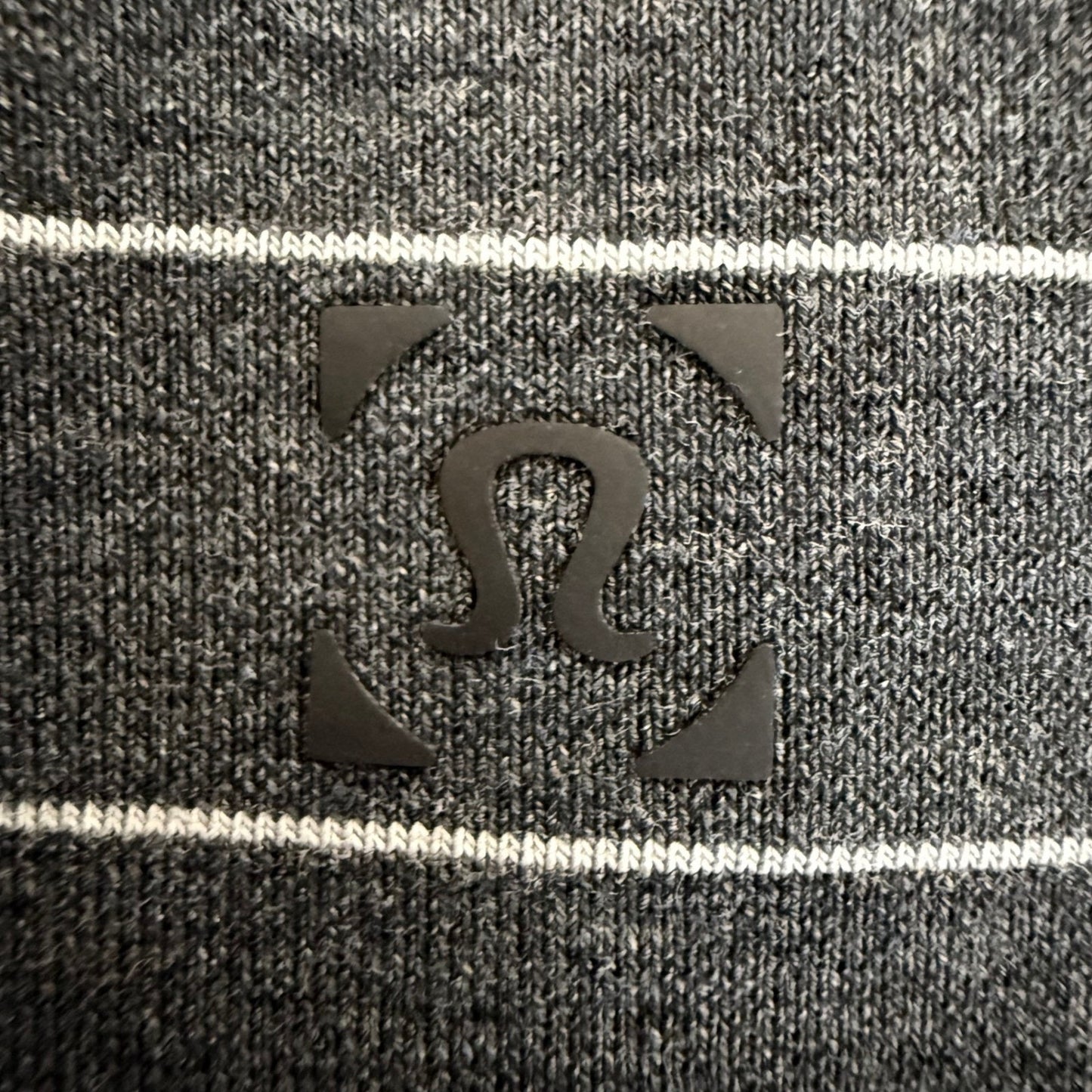 Lululemon Mens Small Gray Striped Long Sleeve Crew Neck Shirt Stretch Casual Top