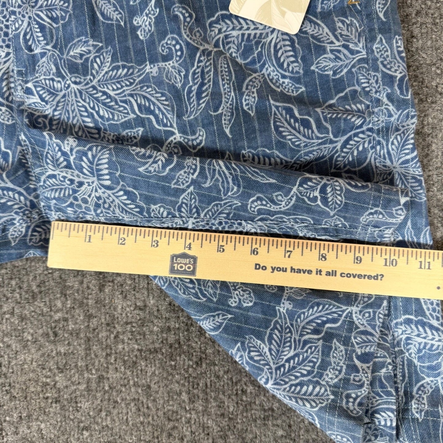 Tommy Bahama Shorts Blue Floral AOP Striped Mens 36 Linen Blend Flat Front Csual