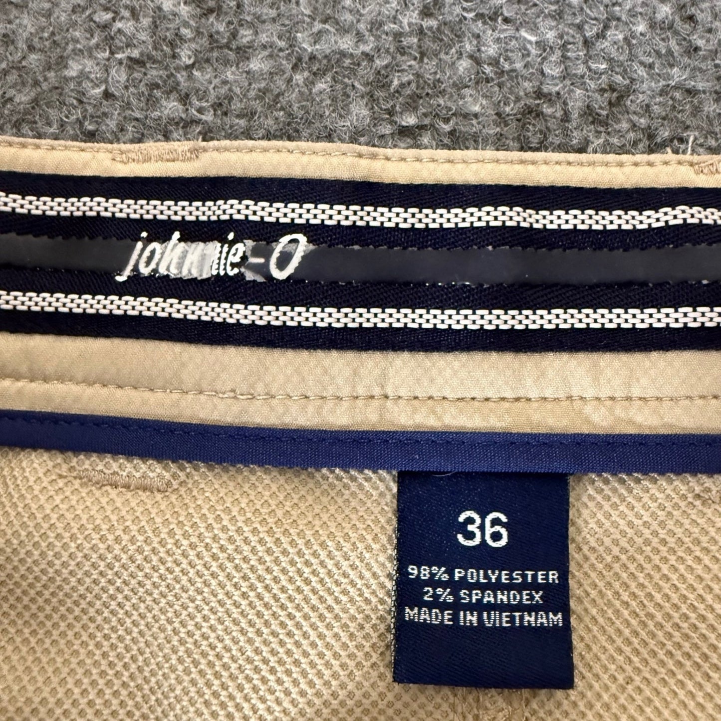 johnnie-O Shorts Mens 36 (37) Beige Golf Casual Stretch Lightweight Performance