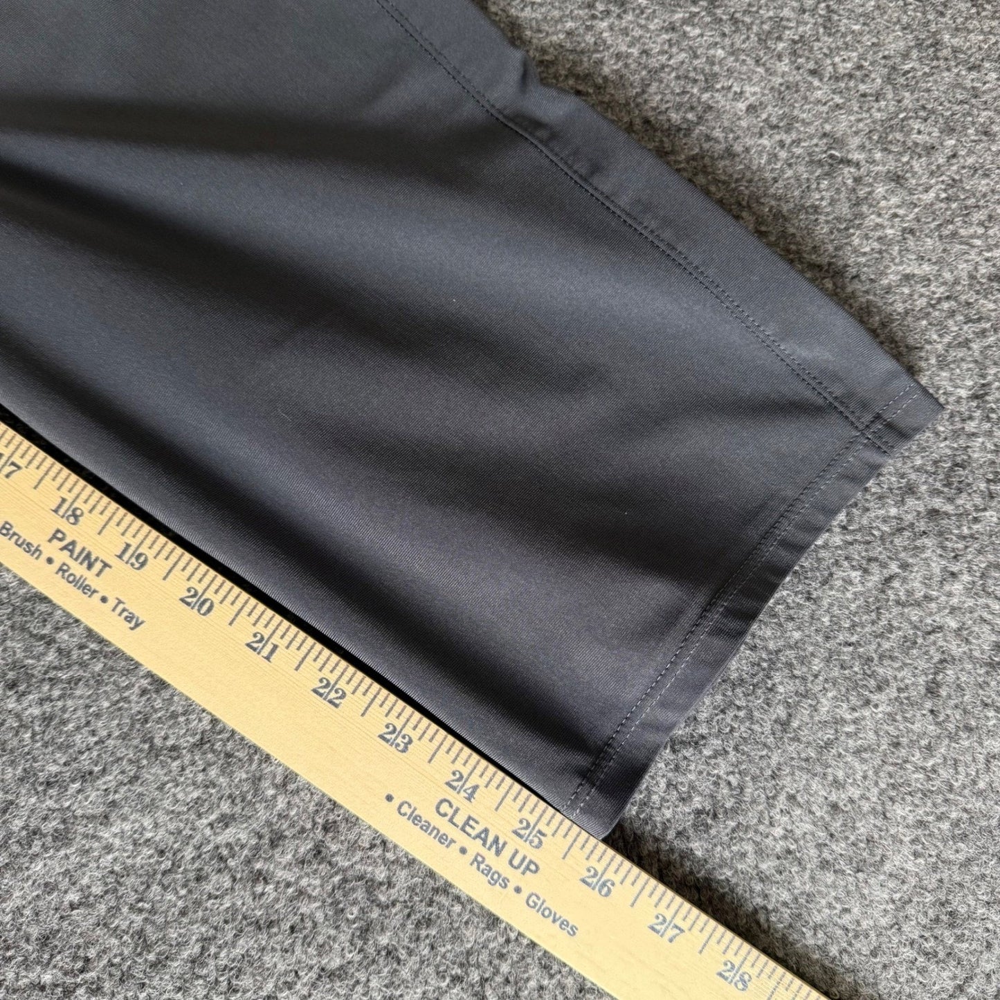 Vuori Meta Pant Mens 38x26 Charcoal Gray Casual Performance Stretch Comfort V430