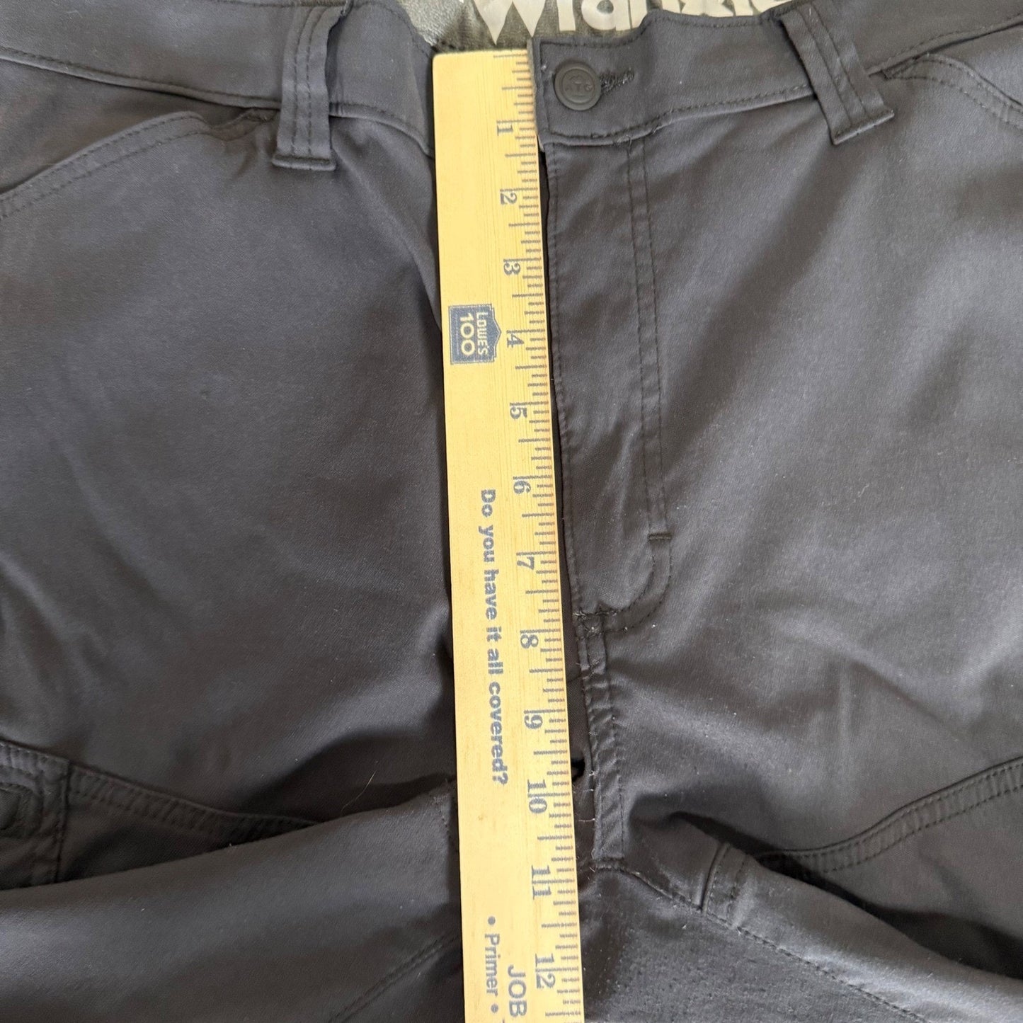 Wrangler ATG All Terrain Gear Cargo Shorts Mens 36 Black Hiking Outdoor Trail