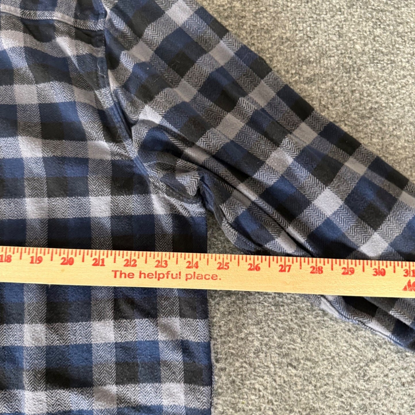 Vans Mens XL Blue Plaid Flannel Long Sleeve Button Up Shirt Skate Casual Cotton