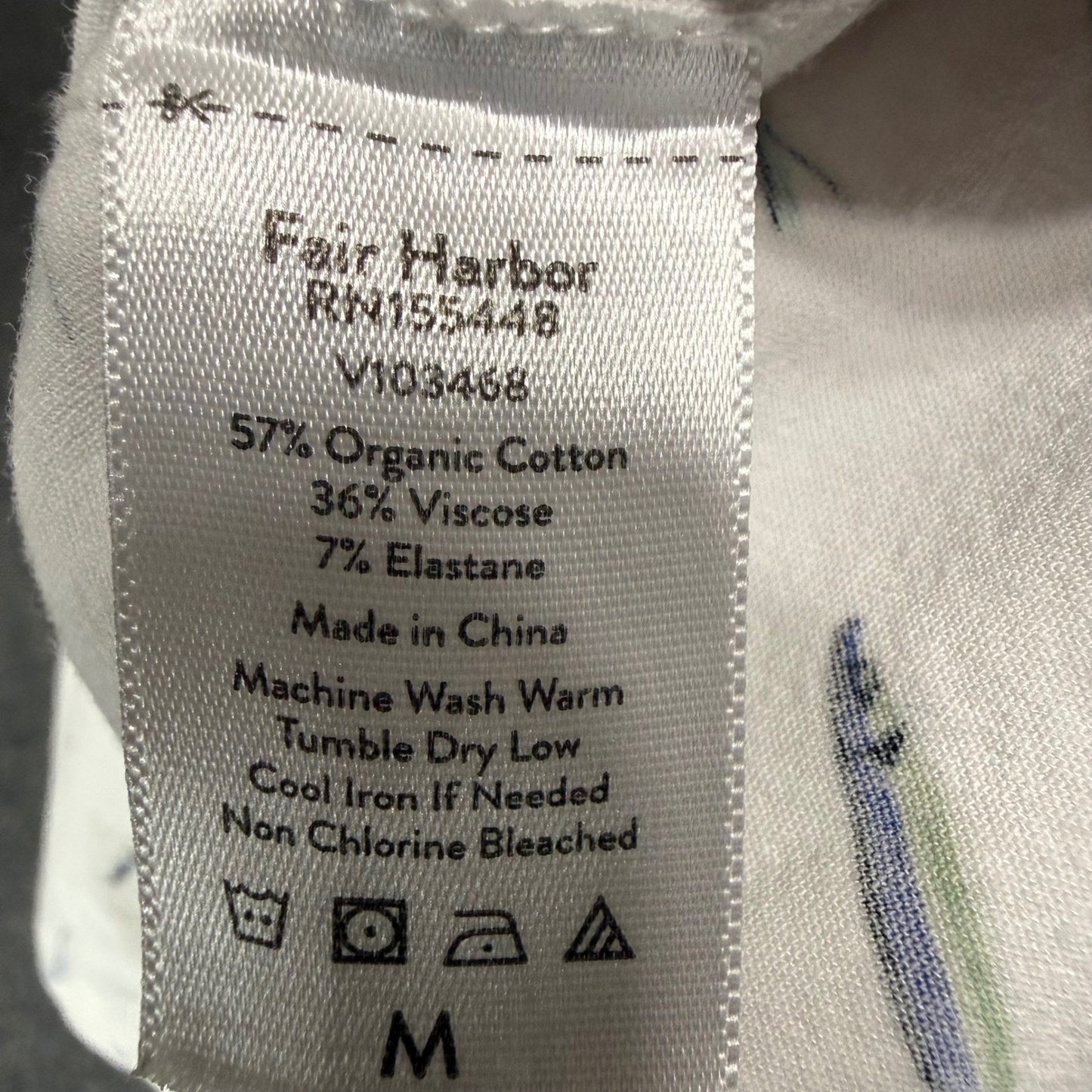 Fair Harbor Mens White Fish Print Short Sleeve Button Up Shirt Medium Casual
