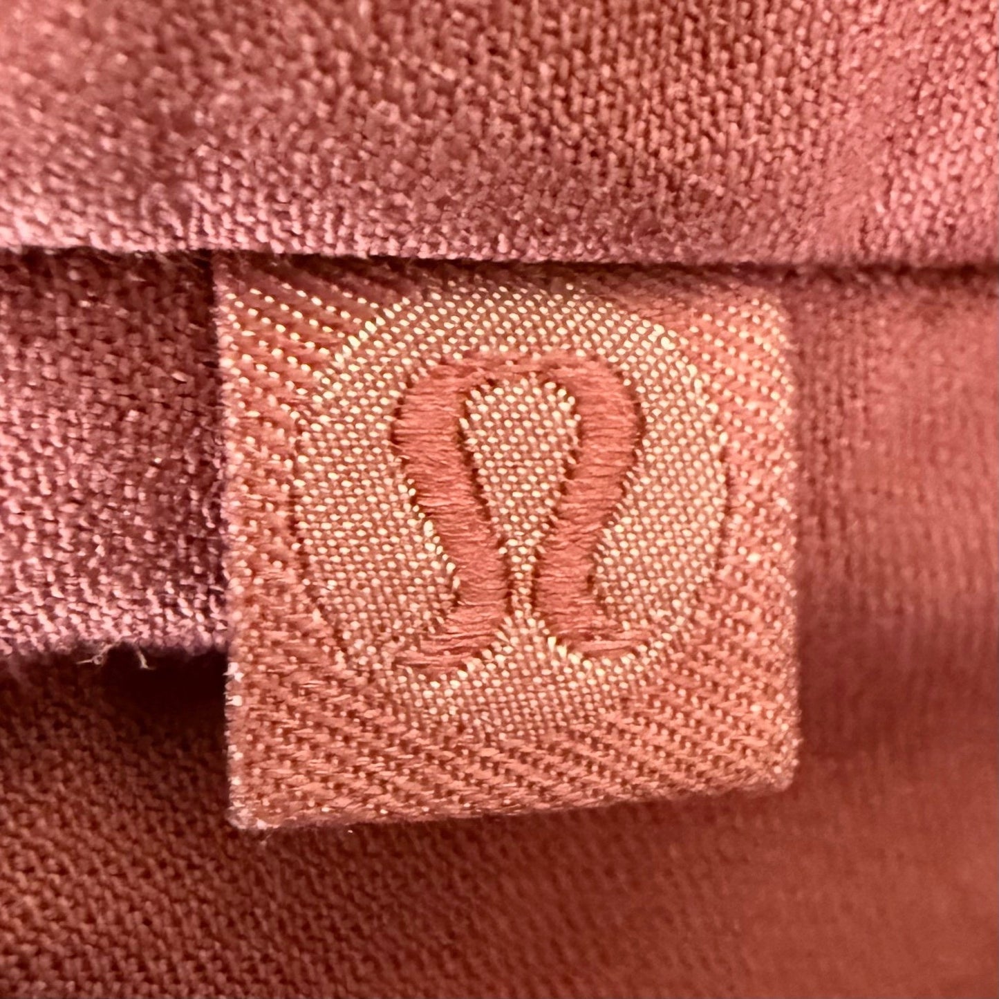 Lululemon Commission Short Mens 32 Burgundy Chino Flat Front Casual Golf Comfort