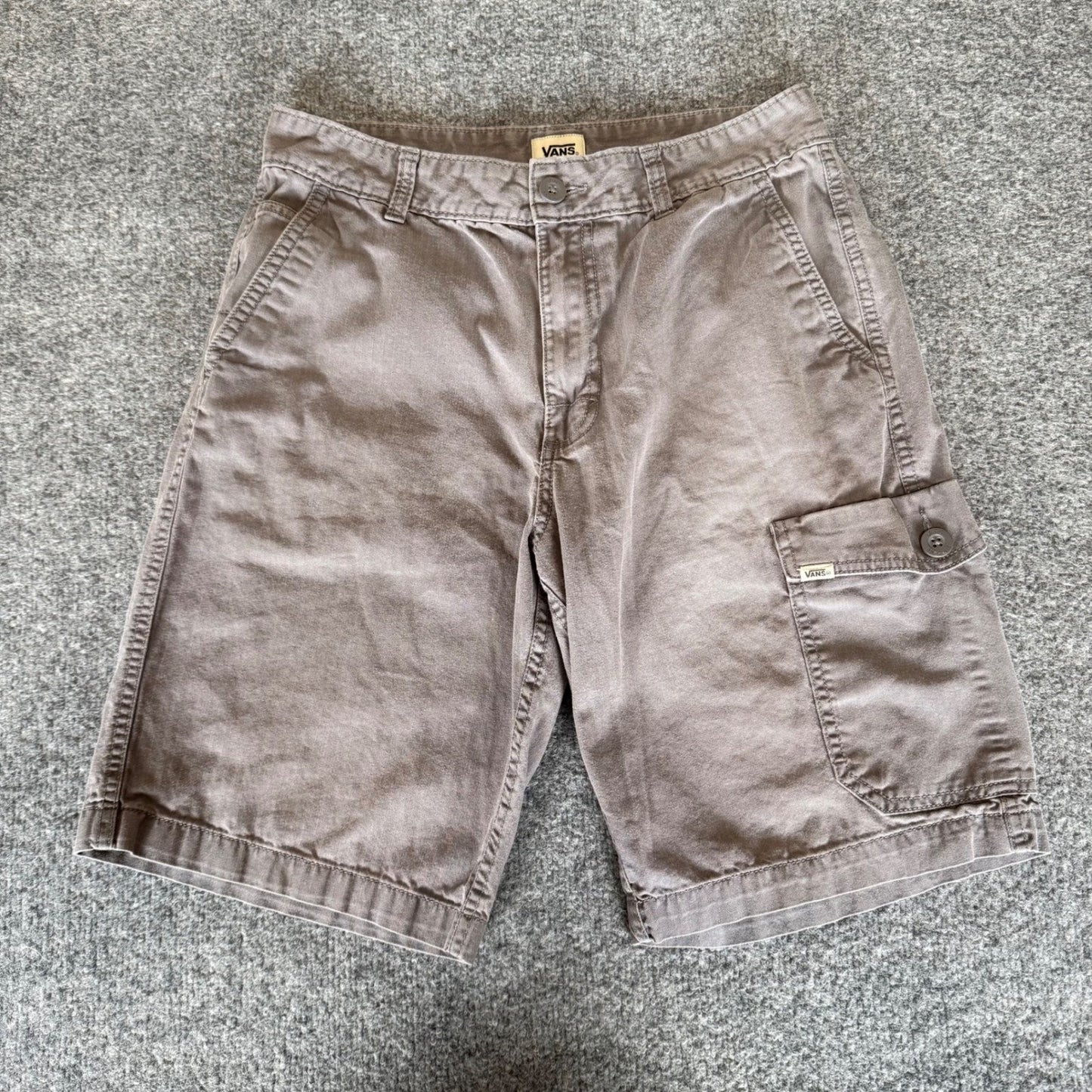 Vans Cargo Shorts Mens Size 30 Gray Casual Skate Streetwear Utility Y2K Grunge