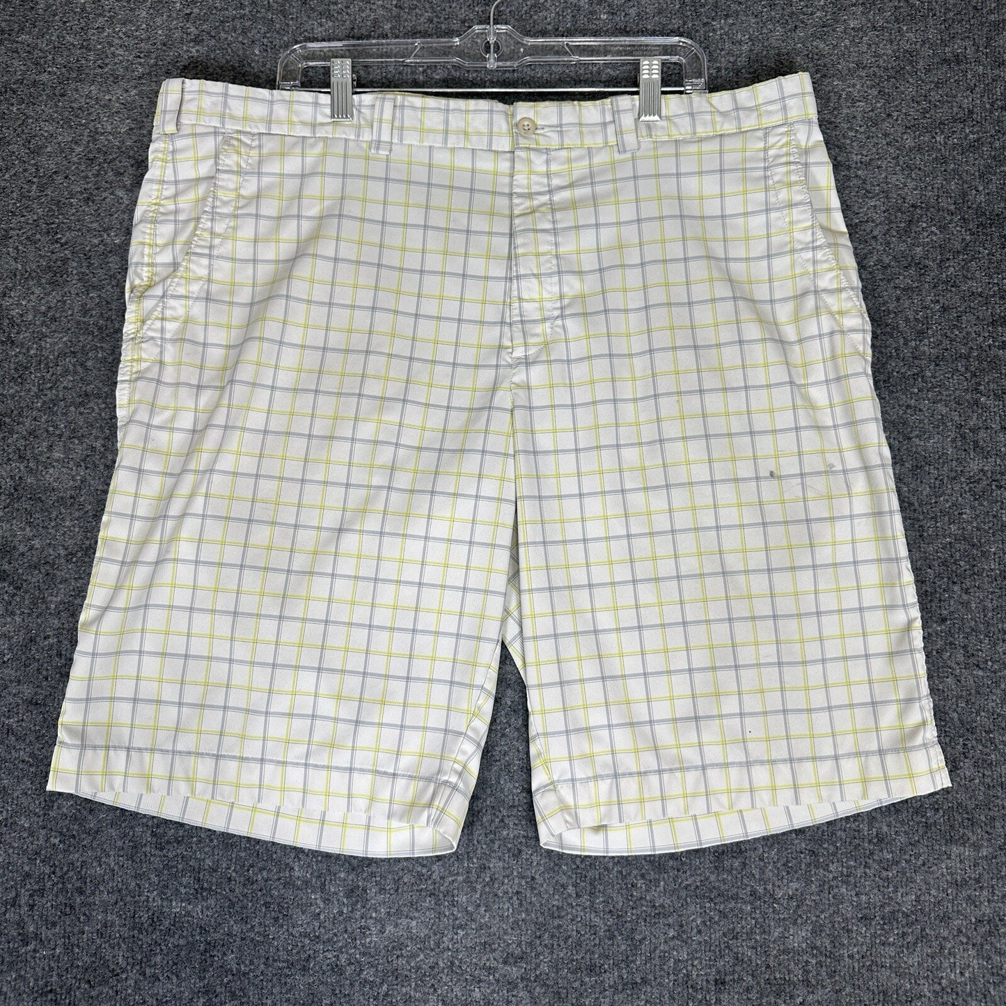 Nike Golf Shorts Men 40 (42) White Yellow Plaid Flat Front 11.5" High Rise Adult