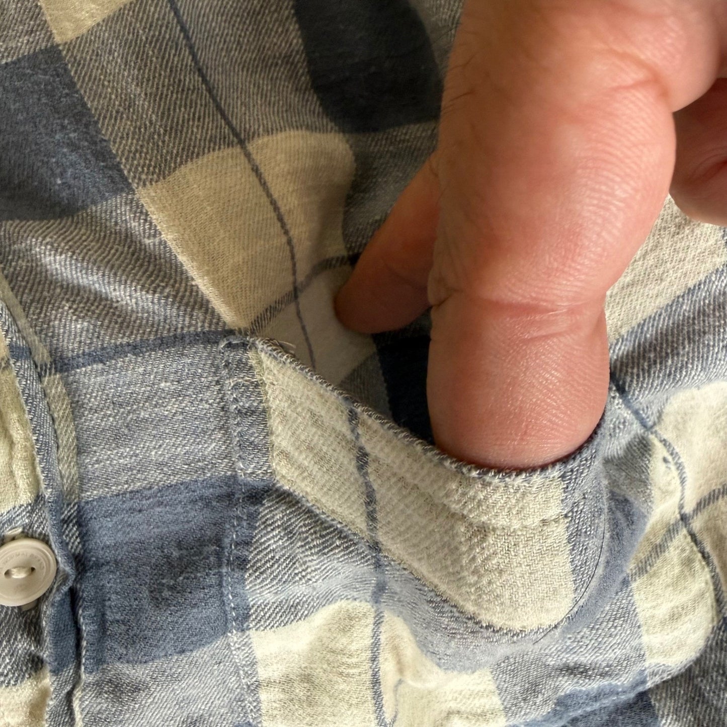 The Normal Brand Mens M Blue Plaid Long Sleeve Button Up Casual Everyday Comfort