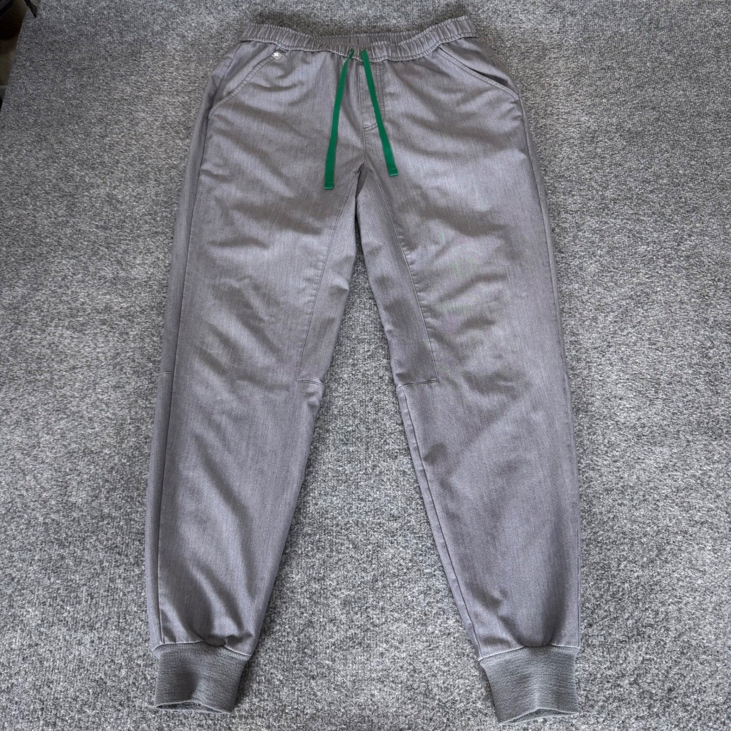 FIGS Tansen Scrub Jogger Pants Mens Medium Grey Nursing Medical Uniform Clinic