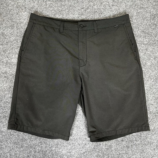 Travis Mathew Shorts Mens 38 Black Golf Chino 10" Performance High Rise Adult