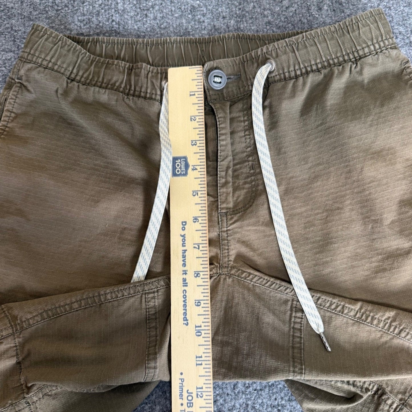 Vuori Ripstop Shorts Mens Small Tan V370 Durable Stretch Outdoor Hiking Casual