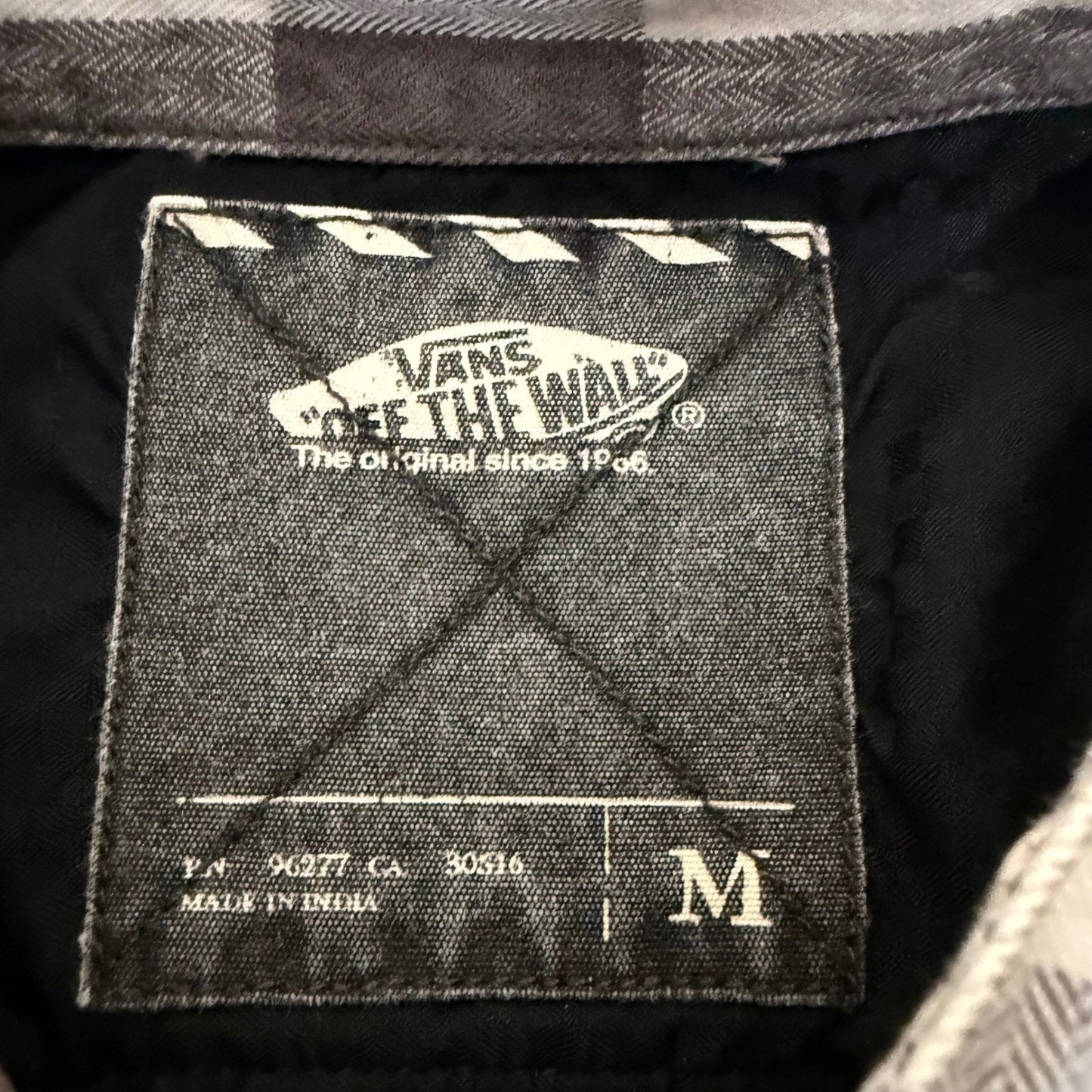 Vans Off The Wall Mens Medium Grey Plaid Flannel Button Up Shirt Skate Casual