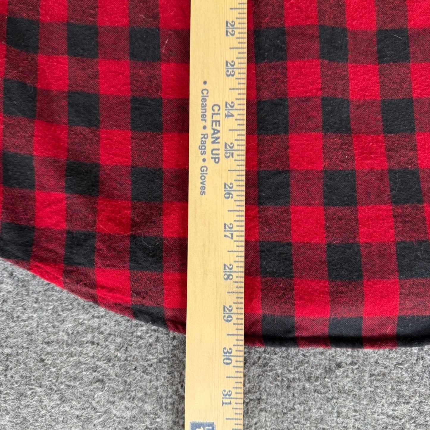 LL Bean Mens Scotch Plaid Flannel Shirt Red Black Cotton Button Up Small Outdoor