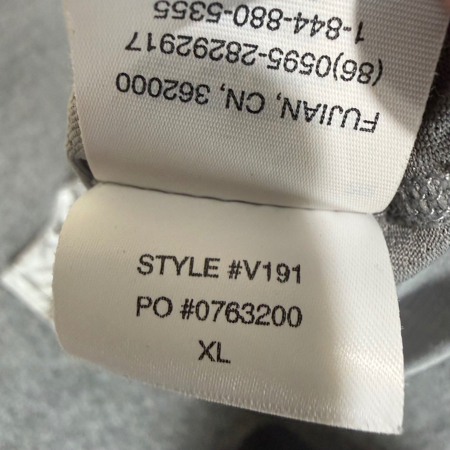 Vuori Zephyr Shirt Mens XL Gray Athletic Performance Training Workout Gym V191